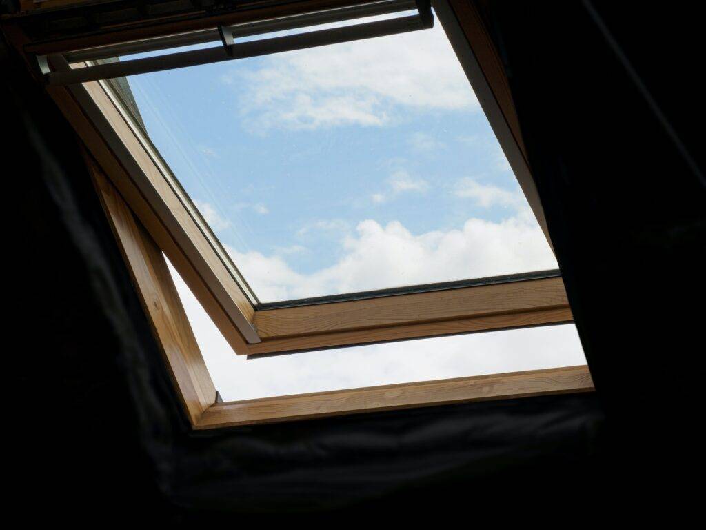 ventilating skylight