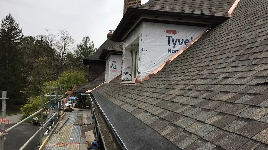 repairing siding on roof